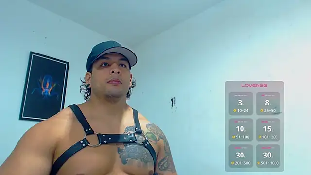 Snapshot of SilvaBranko chatting on 03-15-25, 12:56 SilvaBranko online show from 03-15-25, 12:56