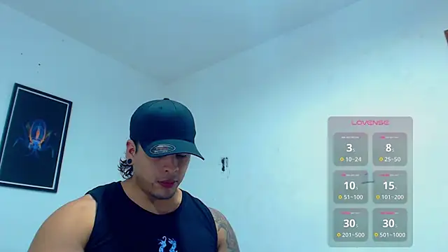 Snapshot of SilvaBranko chatting on 03-22-25, 12:39 SilvaBranko online show from 03-22-25, 12:39