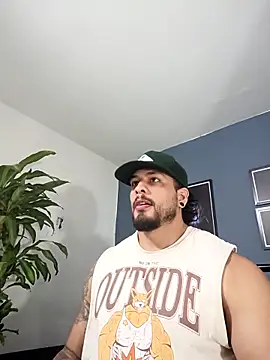 Snapshot of SilvaBranko chatting on 09-20-25, 01:50 SilvaBranko online show from 09-20-25, 01:50