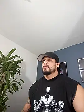 Snapshot of SilvaBranko chatting on 09-24-25, 11:08 SilvaBranko online show from 09-24-25, 11:08