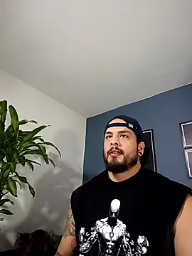 Snapshot of SilvaBranko chatting on 10-09-25, 12:41 SilvaBranko online show from 10-09-25, 12:41