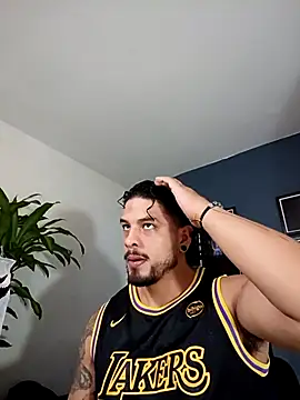 Snapshot of SilvaBranko chatting on 10-17-25, 01:09 SilvaBranko online show from 10-17-25, 01:09