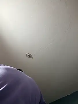 Snapshot of SilvaBranko chatting on 10-25-25, 01:02 SilvaBranko online show from 10-25-25, 01:02