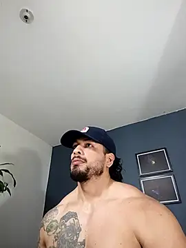 Snapshot of SilvaBranko chatting on 10-29-25, 12:02 SilvaBranko online show from 10-29-25, 12:02