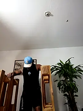 Snapshot of SilvaBranko chatting on 11-19-25, 03:50 SilvaBranko online show from 11-19-25, 03:50