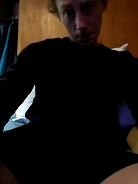 Snapshot of elmerfuddin87 chatting on 09-30-25, 04:50 elmerfuddin87 online show from 09-30-25, 04:50