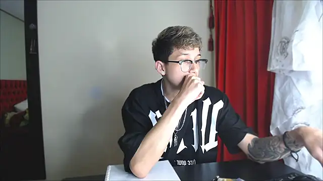  Thomas hot  online show from 12-27-24, 10:48