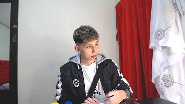  Thomas hot  online show from 01-01-25, 09:31