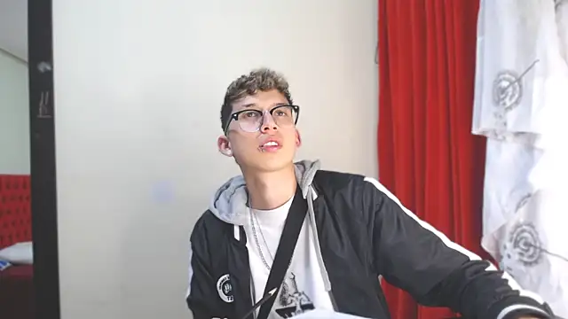  Thomas hot  online show from 01-08-25, 10:16