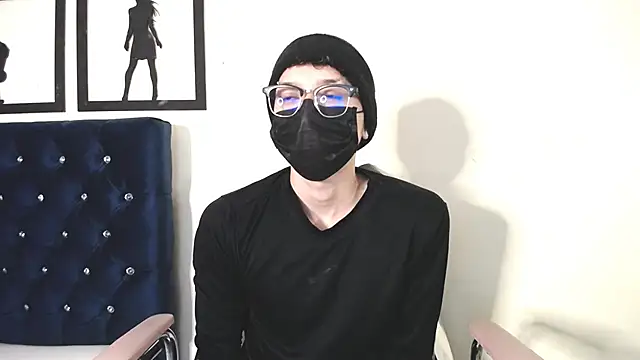  Thomas hot  online show from 10-02-25, 04:41