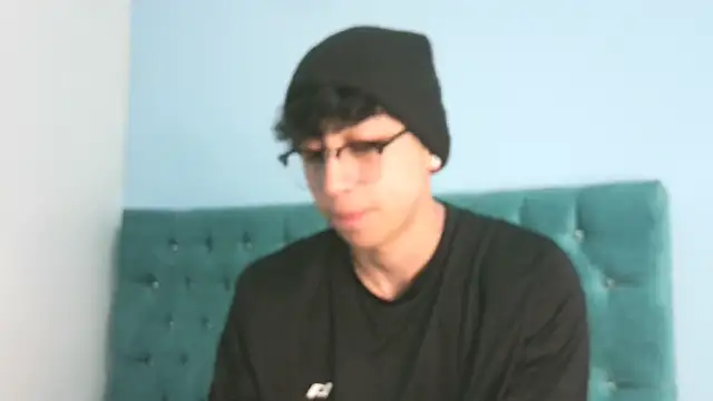  Thomas hot  online show from 05-07-26, 06:46