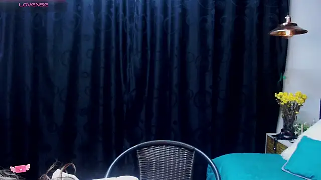 megan collins96 online show from 01-17-25, 09:39