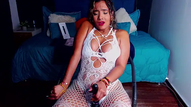 megan collins96 online show from 02-22-25, 11:13