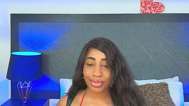 Snapshot of charlottebrowns_ chatting on 01-09-25, 12:41 charlottebrowns online show from 01-09-25, 12:41