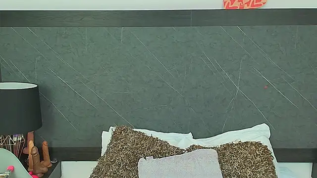 Snapshot of charlottebrowns_ chatting on 01-25-25, 12:37 charlottebrowns online show from 01-25-25, 12:37