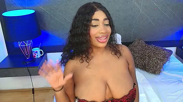 Snapshot of charlottebrowns_ chatting on 01-31-25, 03:44 charlottebrowns online show from 01-31-25, 03:44