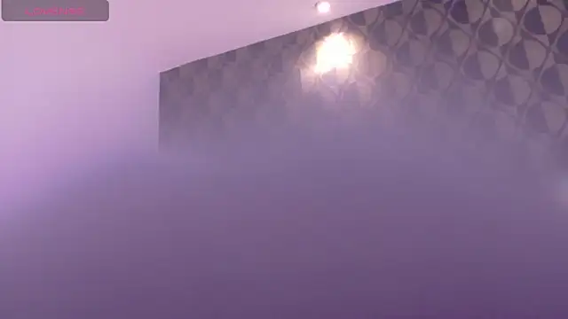 Snapshot of SharomRoss chatting on 01-15-25, 07:01 SharomRoss online show from 01-15-25, 07:01