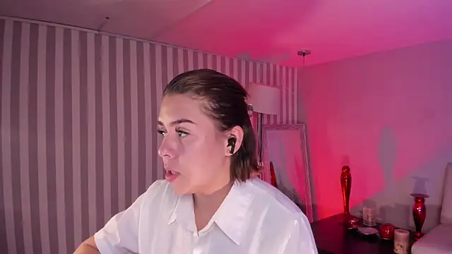 ArianaBaker online show from 01-13-25, 01:39