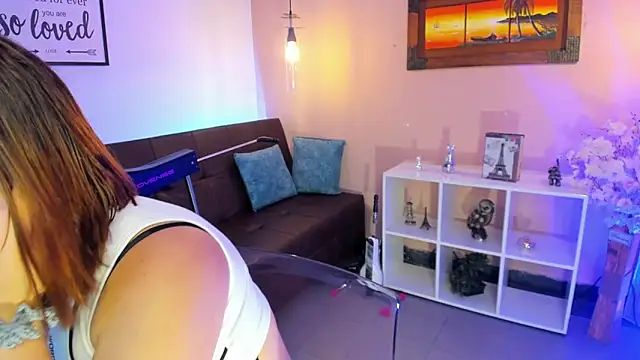 Snapshot of ArianaBaker chatting on 02-22-25, 02:30 ArianaBaker online show from 02-22-25, 02:30