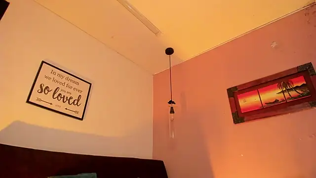 Snapshot of ArianaBaker chatting on 11-07-25, 12:49 ArianaBaker online show from 11-07-25, 12:49