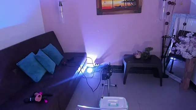 Snapshot of ArianaBaker chatting on 11-20-25, 01:22 ArianaBaker online show from 11-20-25, 01:22