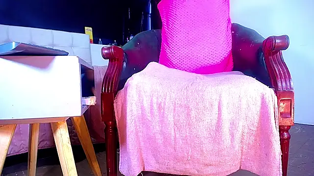 bellatrixx 69 online show from 09-23-25, 11:46