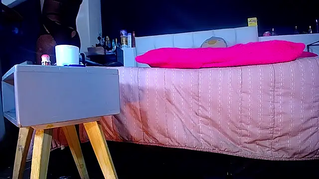 bellatrixx 69 online show from 10-13-25, 10:37