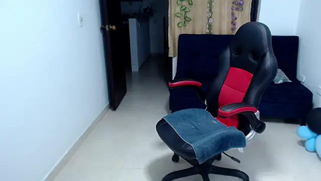 kaira sweet  online show from 10-19-25, 06:36