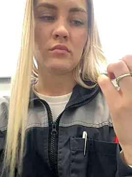 DreamGirl-777 online show from 12-06-24, 10:16