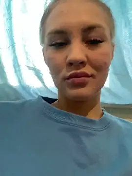 DreamGirl-777 online show from 12-18-24, 08:42