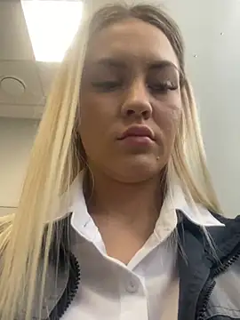 DreamGirl-777 online show from 01-22-25, 07:25