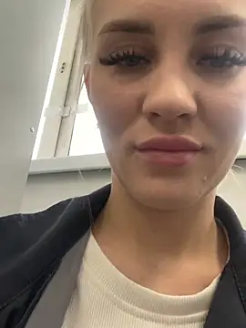 DreamGirl-777 online show from 02-03-25, 07:40