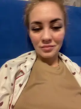 DreamGirl-777 online show from 11-10-25, 08:57