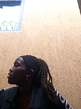 Swirly blac online show from 12-21-25, 07:15