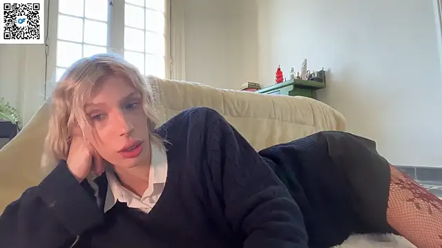 AliceSnowCatt online show from 04-24-26, 05:04