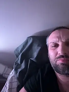 Snapshot of ryand12804 chatting on 01-04-25, 04:01 ryand12804 online show from 01-04-25, 04:01