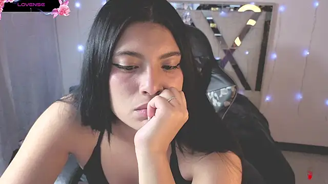 Alfresii Rivera1 online show from 12-17-25, 02:50