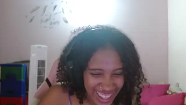 Snapshot of TiffanyRoouse chatting on 01-17-25, 04:39 TiffanyRoouse online show from 01-17-25, 04:39