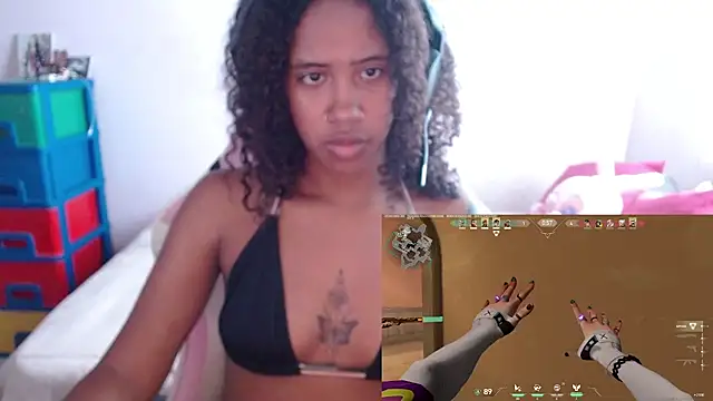 Snapshot of TiffanyRoouse chatting on 03-02-25, 09:32 TiffanyRoouse online show from 03-02-25, 09:32