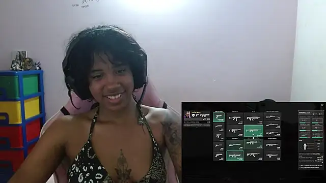 Snapshot of TiffanyRoouse chatting on 09-15-25, 10:54 TiffanyRoouse online show from 09-15-25, 10:54