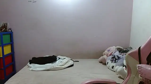 Snapshot of TiffanyRoouse chatting on 10-01-25, 11:00 TiffanyRoouse online show from 10-01-25, 11:00