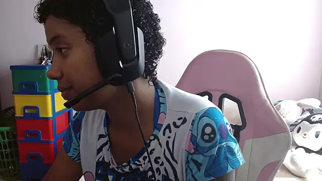 Snapshot of TiffanyRoouse chatting on 11-29-25, 02:31 TiffanyRoouse online show from 11-29-25, 02:31