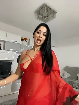 Snapshot of _adelle chatting on 12-21-24, 10:28  adelle online show from 12-21-24, 10:28