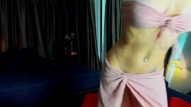Snapshot of acidlampa420 chatting on 06-12-26, 05:17 acidlampa420 online show from 06-12-26, 05:17