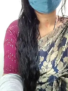 Snapshot of Archna-ji chatting on 11-25-25, 04:23 Archna-ji online show from 11-25-25, 04:23