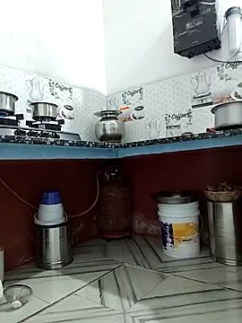 Snapshot of Archna-ji chatting on 11-26-25, 01:06 Archna-ji online show from 11-26-25, 01:06