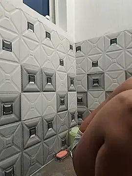 Snapshot of Archna-ji chatting on 11-28-25, 04:48 Archna-ji online show from 11-28-25, 04:48