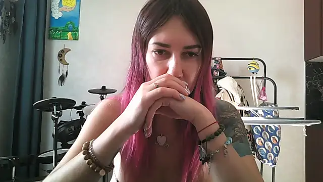 BlueXOwl online show from 09-15-25, 01:11