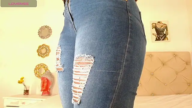 lilit kyteler online show from 01-08-25, 07:45