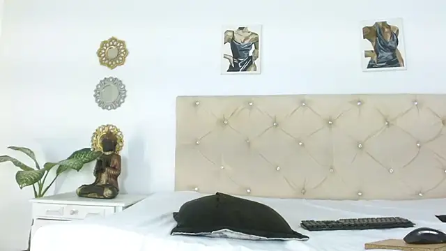 lilit kyteler online show from 02-05-25, 07:53